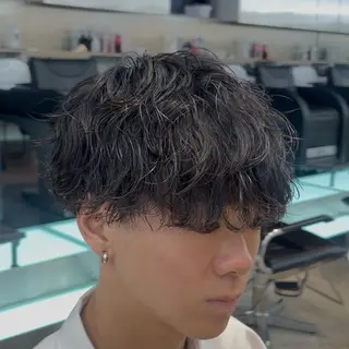 パーマ メンズ fifth渋谷☆ 飯村 和輝のヘアスタイル