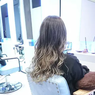 ロング カラー ヘアアレンジ 小林 伸行のヘアスタイル