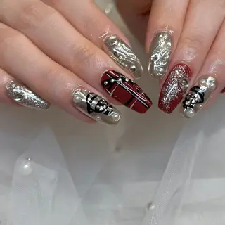 ネイル 内田 里穂のネイルデザイン