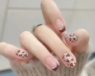 ネイル 高木 維麗絲のネイルデザイン