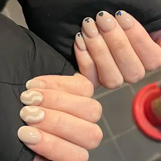 ネイル 🪐富島彩夏 /海外nail🪐のネイルデザイン