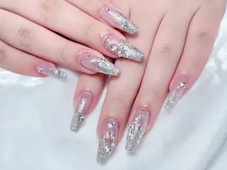 ネイル 🎀M nails✨ ビューティーのネイルデザイン