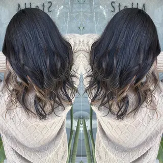 セミロング StellA所属・アートディレクター ワダヒサノリのヘアスタイル