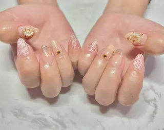 ネイル ちゅるんネイル🪄 耳ツボジュエリー🔗のネイルデザイン