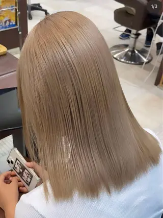 カラー 飯田 朱理のヘアスタイル