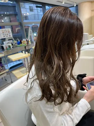 カラー 🪞透けヘア髪質改善 艶ベージュ/nagiのヘアスタイル