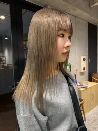 ロング 🎀ダブルカラー hinata🎀のヘアスタイル