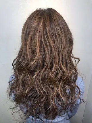 セミロング NYLON. 柏店所属・お悩み解決美容師🩷 ♠️ベテランそめやのヘアスタイル