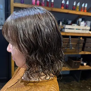 ミディアム パーマ 透明感カラー/パーマ 🌀アオノアユミのヘアスタイル