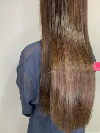 ロング カラー 近藤千翔🩵 髪質改善Periodのエステ・リラクイメージ