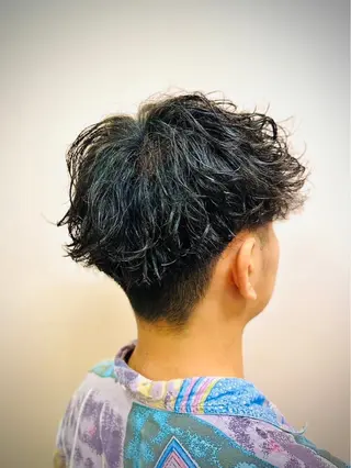 ショート パーマ メンズ プレミアムバーバー赤坂所属・野川 純麗のヘアスタイル