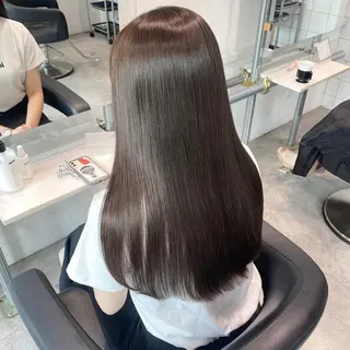 カラー 赤み消しベージュ🌿 トレンド美髪🌿福岡のヘアスタイル