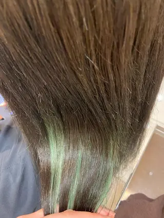 ミディアム なつな/ 透明感カラーのヘアスタイル