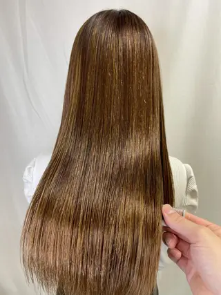 ロング パーマ 髪質改善/縮毛矯正 /ブリーチ矯正/岡部のヘアスタイル