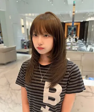 セミロング haruna .のヘアスタイル