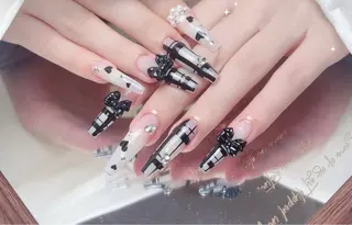 ネイル D-BEAUTY Nailsalonのネイルデザイン