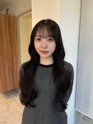 ロング RIN⌇ レイヤー⌇ 艶カラー🌙のヘアスタイル