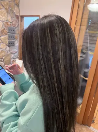 カラー plaatje 橋本店所属・plaatje🌿 moeのヘアスタイル