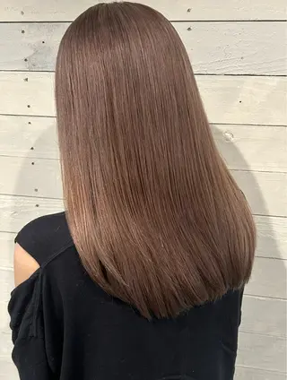 セミロング カラー 💛ブリーチで叶える 💛垢抜けカラー🌈のヘアスタイル