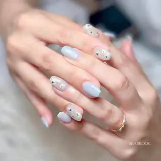 ネイル 鈴木 奈穂子のネイルデザイン