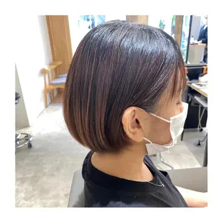 ショート カラー 小國 綾かのヘアスタイル