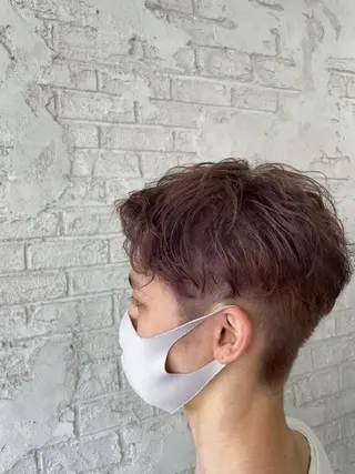 ショート カラー メンズ ブリーチ特化 ハイトーンRYOYAのヘアスタイル