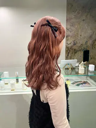 カラー 艶ブリーチ/表参道 ハイトーン /実乃梨のヘアスタイル