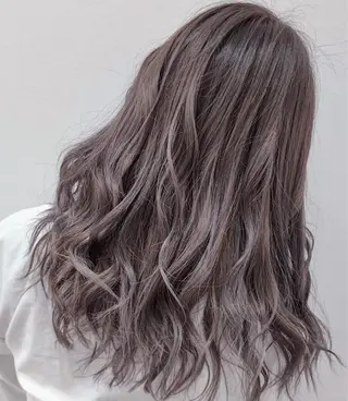 セミロング カラー ヘアアレンジ 🦋髪質改善 今宮梨沙🦋のヘアスタイル