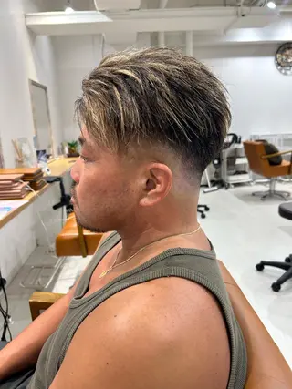 ショート カラー メンズ 山﨑 燦人のヘアスタイル