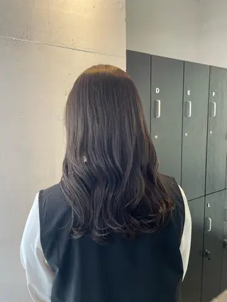 カラー ハイトーンカラー🩵 指名多数💗横山聖奈のヘアスタイル