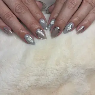 ネイル es nailのネイルデザイン