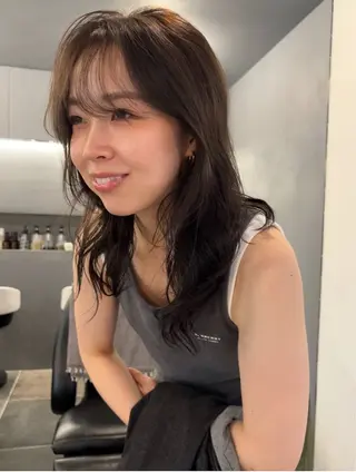 セミロング カラー KOCHAB所属・三谷 はるなのヘアスタイル