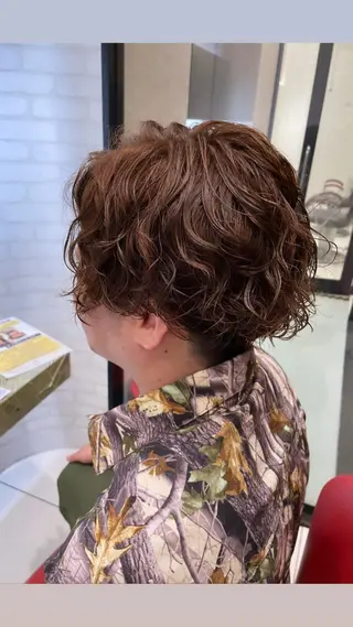 パーマ メンズ EARTH 山﨑龍馬のヘアスタイル