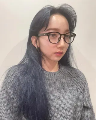 カラー ZEEN所属・ら んのヘアスタイル