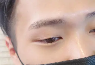 メンズ アイブロウ NAZ eyelash&eyebrow by medical salon所属・NAZ 表参道 Tomokoのマツエク・マツパデザイン