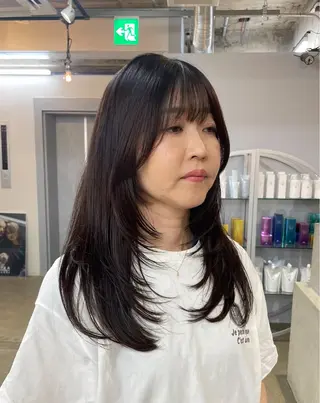 ロング アライ レンカのヘアスタイル