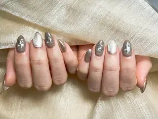 ネイル モナ& ナナのネイルデザイン
