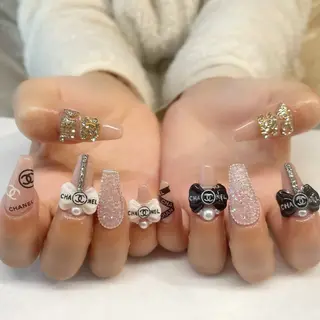 ネイル 💎🐰 saki. m 🐰💎のネイルデザイン