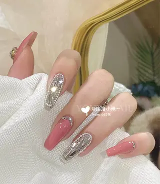 ネイル The Oneのネイルデザイン