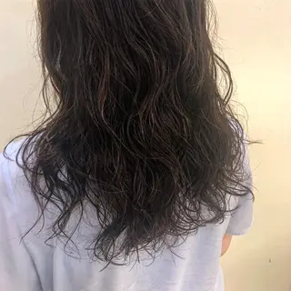 セミロング パーマ レイヤー/ハイトーン 🧸SENAのヘアスタイル