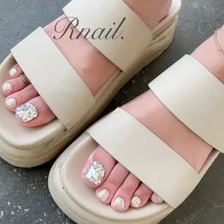 ネイル R nail.のネイルデザイン