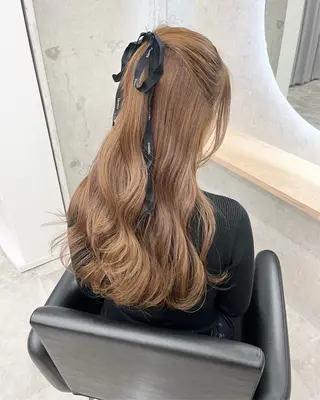 ロング カラー 🩷Yui🩷 大人可愛い艶カラーのヘアスタイル