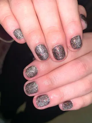 ネイル NES NAIL所属・さゆり￤推しキャラ ￤ロングネイル🩷のネイルデザイン