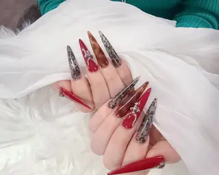 ネイル ENsalon AKIRAのネイルデザイン