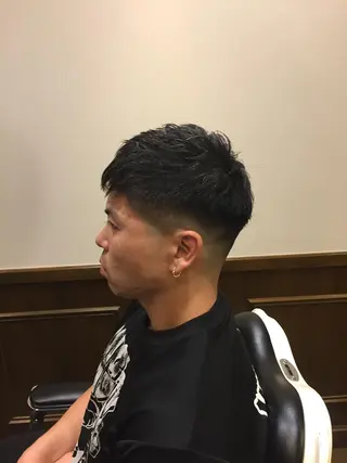 ショート ヒロ銀座ヘアーサロン 五反田店所属・寺嶋 涼のヘアスタイル