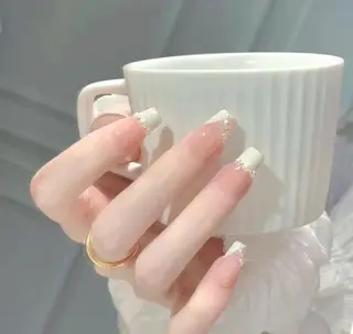 ネイル T. Leeのネイルデザイン