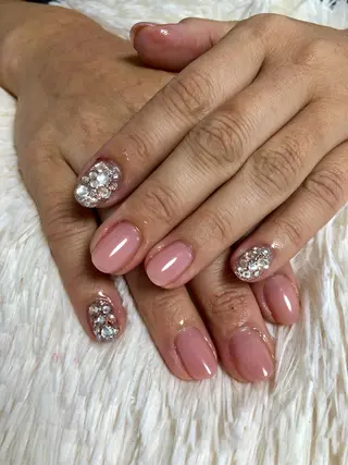 ミディアム カラー パーマ ヘアアレンジ メンズ キッズ ネイル マツエク・マツパ MALCAnail(マルカネイル)所属・荒木 莉奈のネイルデザイン