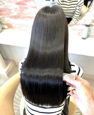 ロング 服部大地/ブリーチ 無しWカラー髪質改善のヘアスタイル