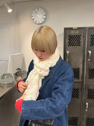 ショート INORI|艶カラ ー|フェイスレイヤーのヘアスタイル