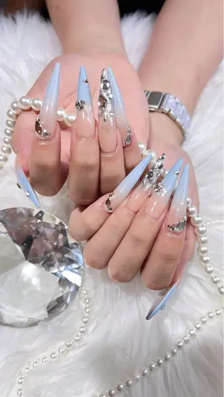 ネイル BARON MEGUMIのネイルデザイン